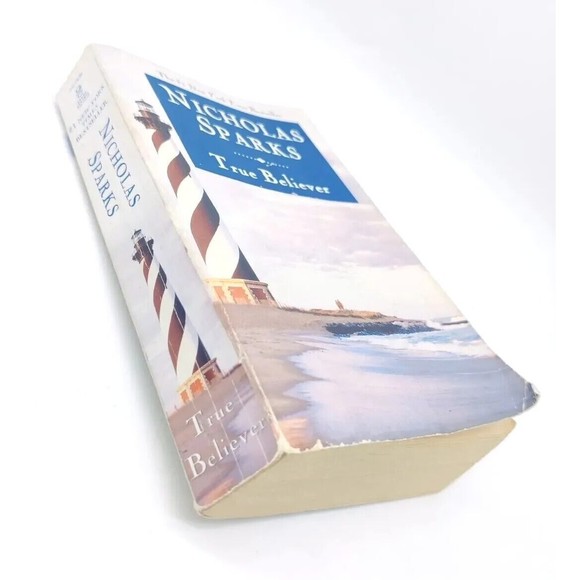 True Believer Nicholas Sparks Paperback Book Novel Love Story Romance NY Best #1 - Picture 1 of 9